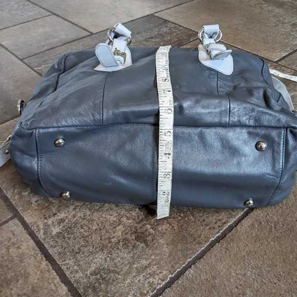 Nina Raye Lamb Leather Chic Sporty Super Soft Luxurious Crossbody Satchel Gray - Picture 10 of 12